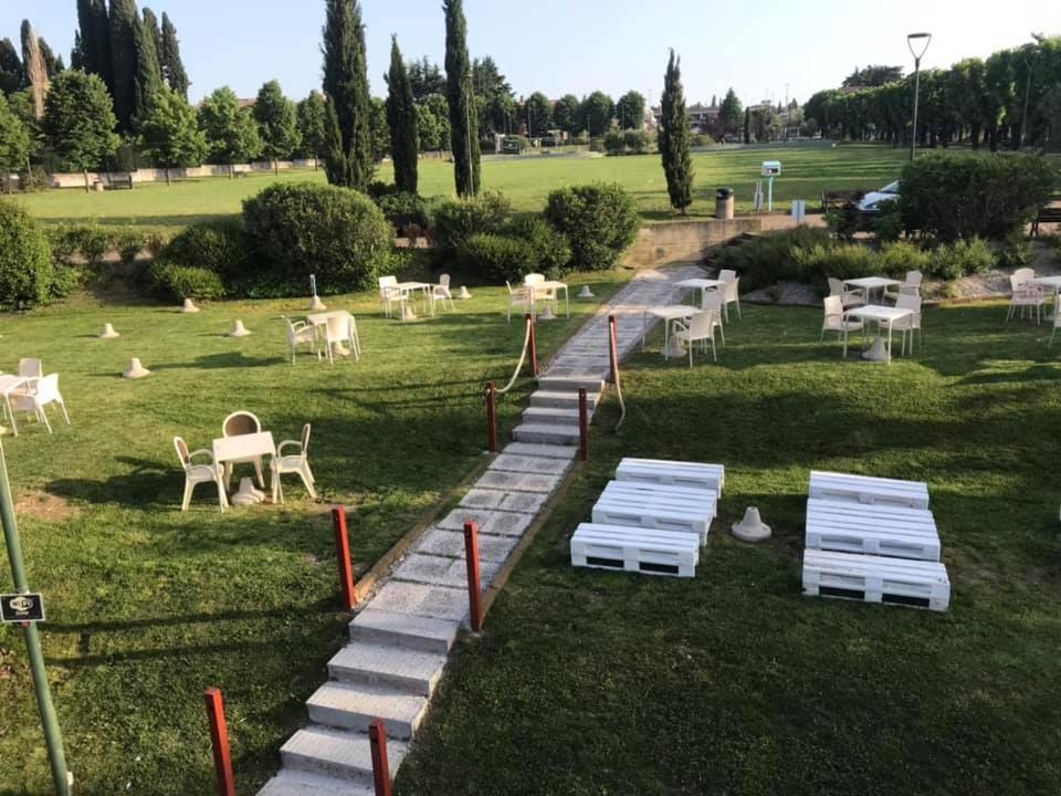 Appartamento Casa Vacanze Spiaggia D'Oro Desenzano del Garda Bagian luar foto