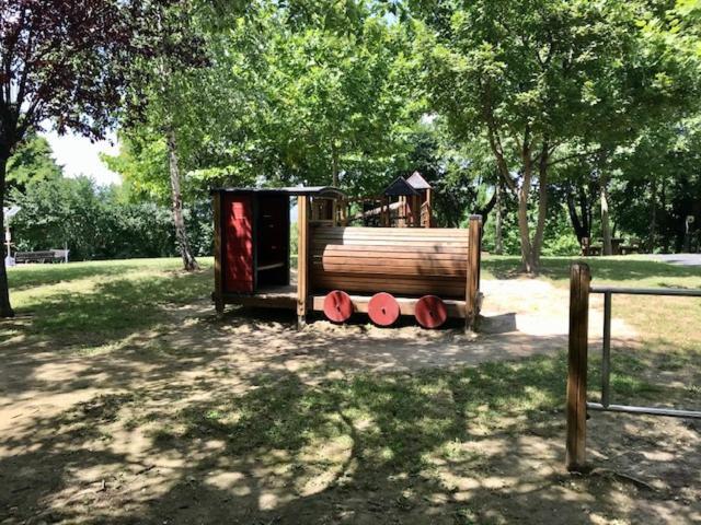 Appartamento Casa Vacanze Spiaggia D'Oro Desenzano del Garda Bagian luar foto