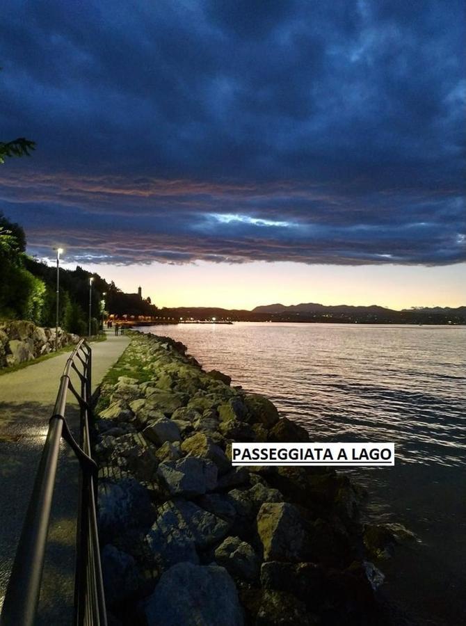 Appartamento Casa Vacanze Spiaggia D'Oro Desenzano del Garda Bagian luar foto