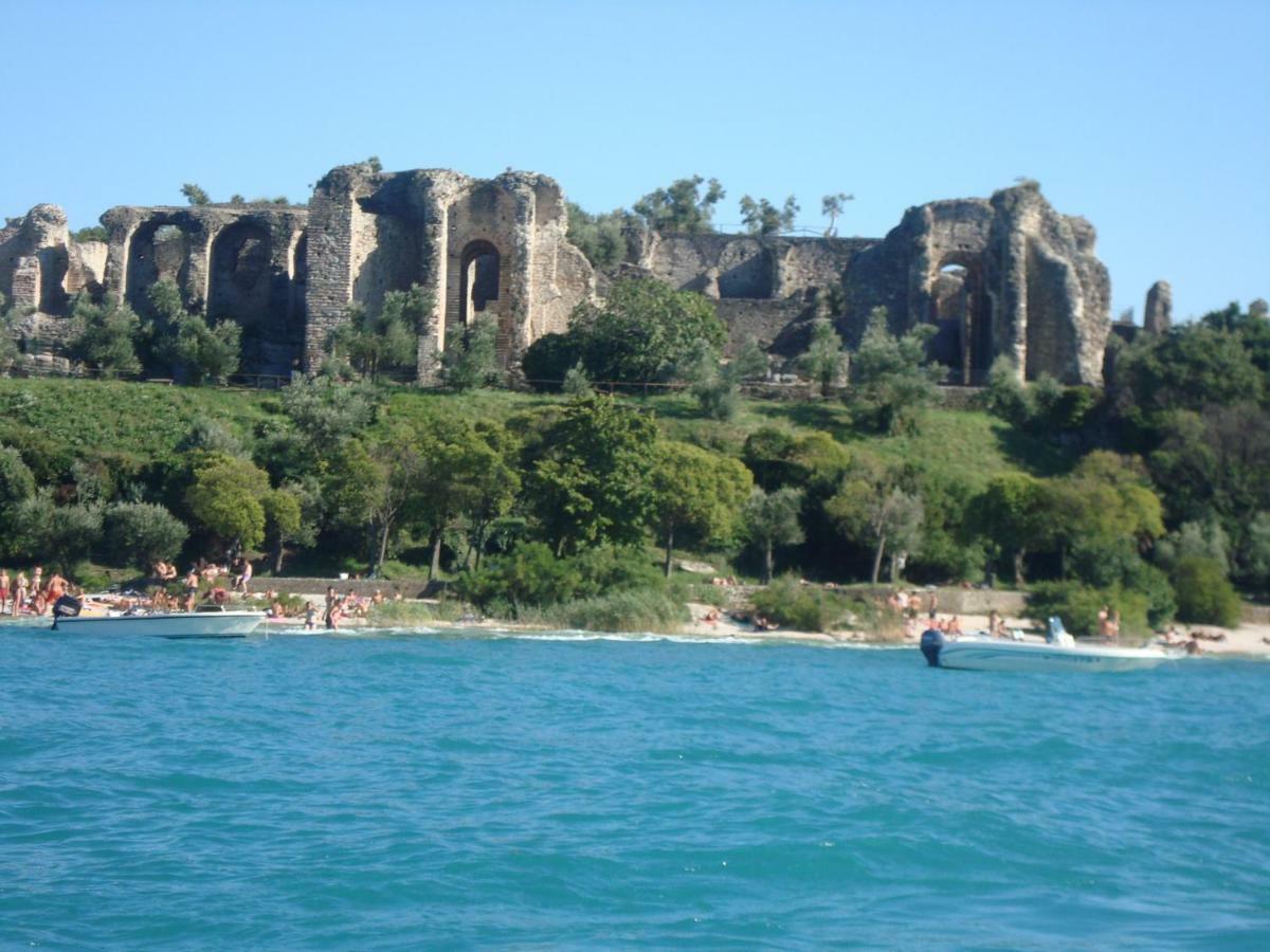 Appartamento Casa Vacanze Spiaggia D'Oro Desenzano del Garda Bagian luar foto