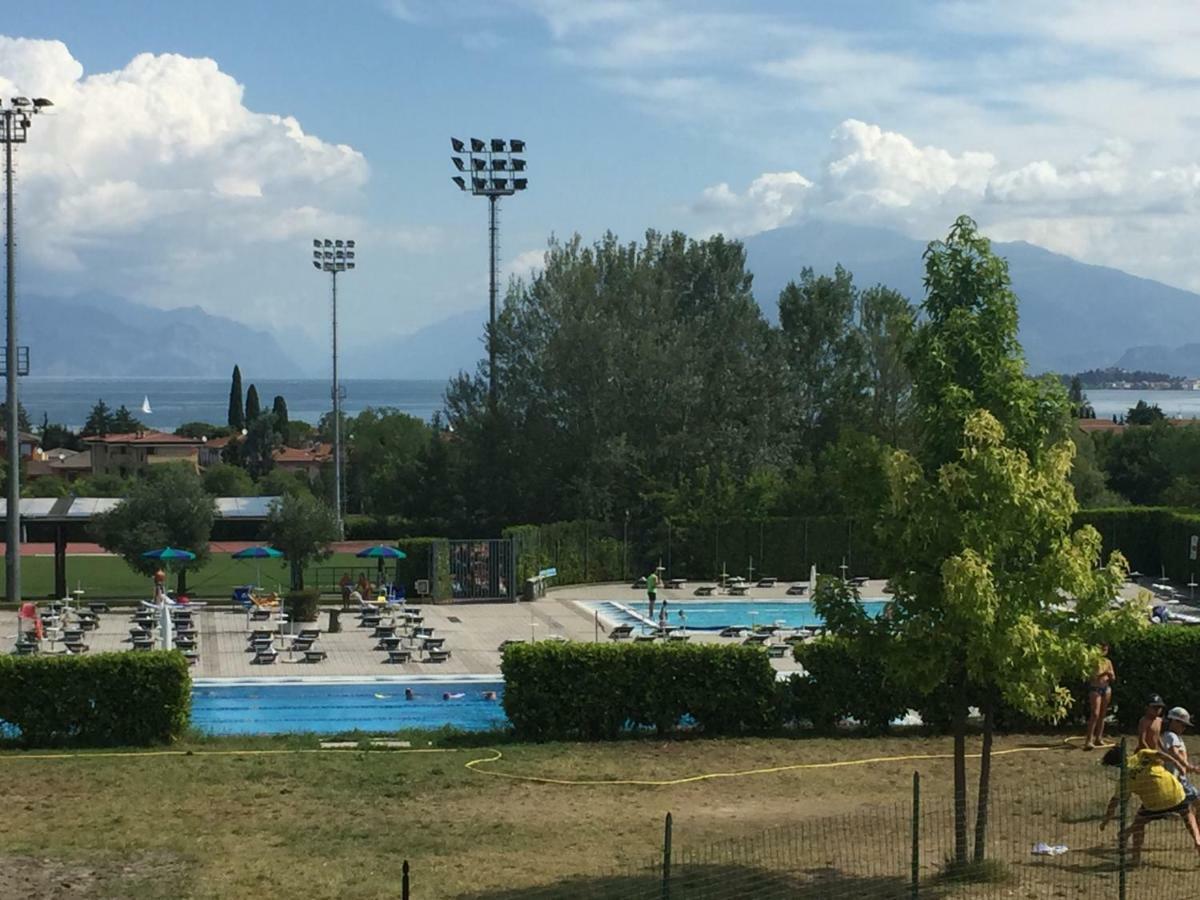 Appartamento Casa Vacanze Spiaggia D'Oro Desenzano del Garda Bagian luar foto
